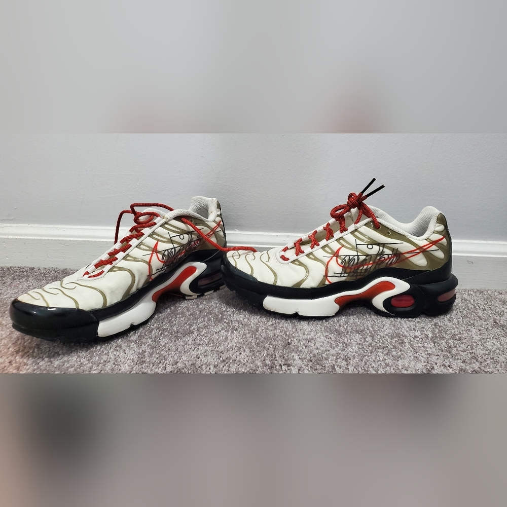 Nike Air Max Plus TN GS Script Swoosh 7Y